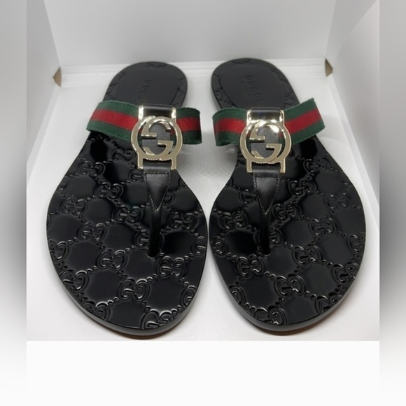 GUCCI CLASSY BLACK FLAT SANDALS WOMEN SIZE 11 - Picture 1 of 5